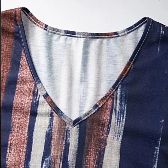 Short Sleeve V-Neck NWOT T-Shirt, Stripe Print - Picture 3 of 9